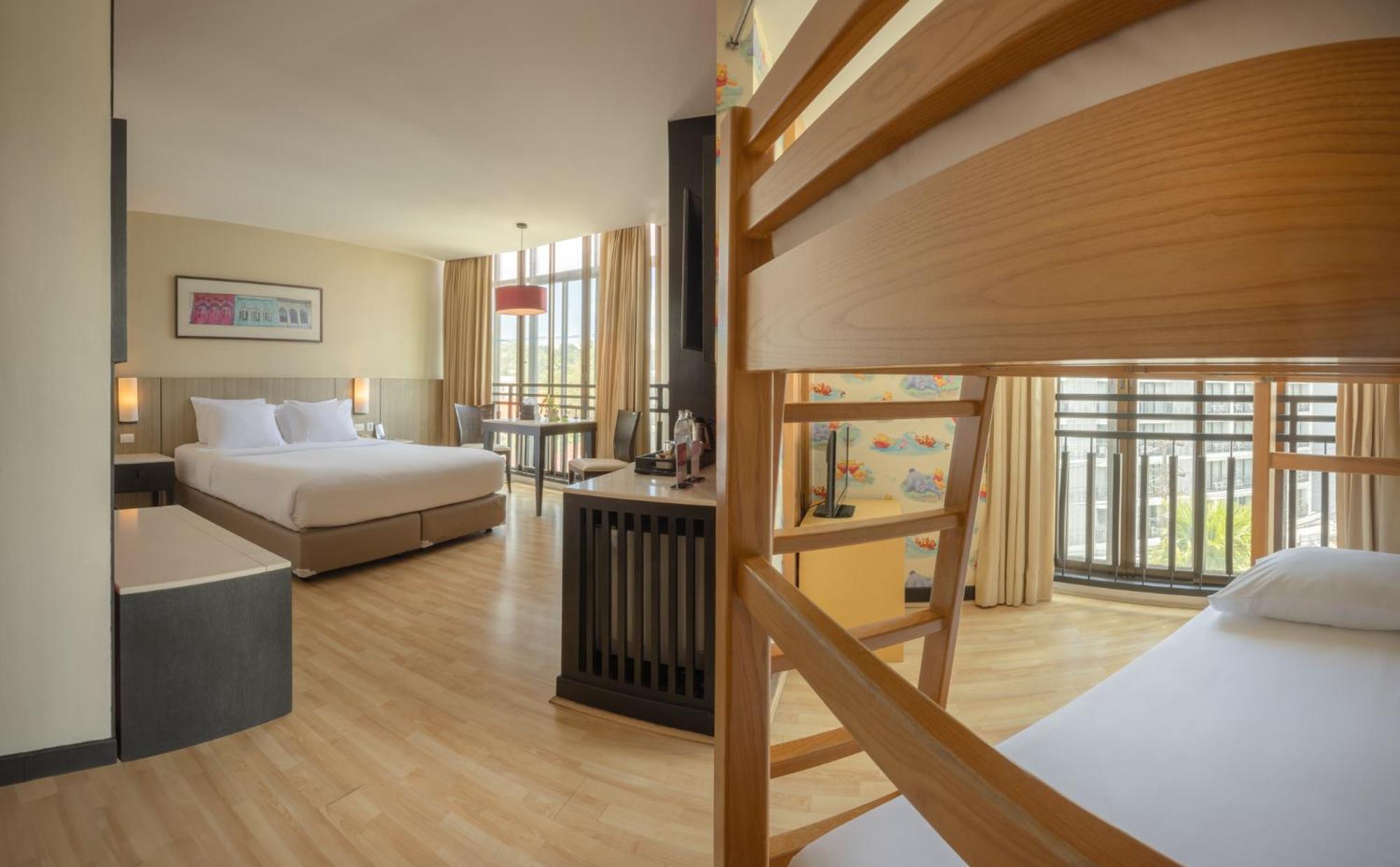 Deevana Plaza Phuket - Sha Extra Plus Patong Exterior foto