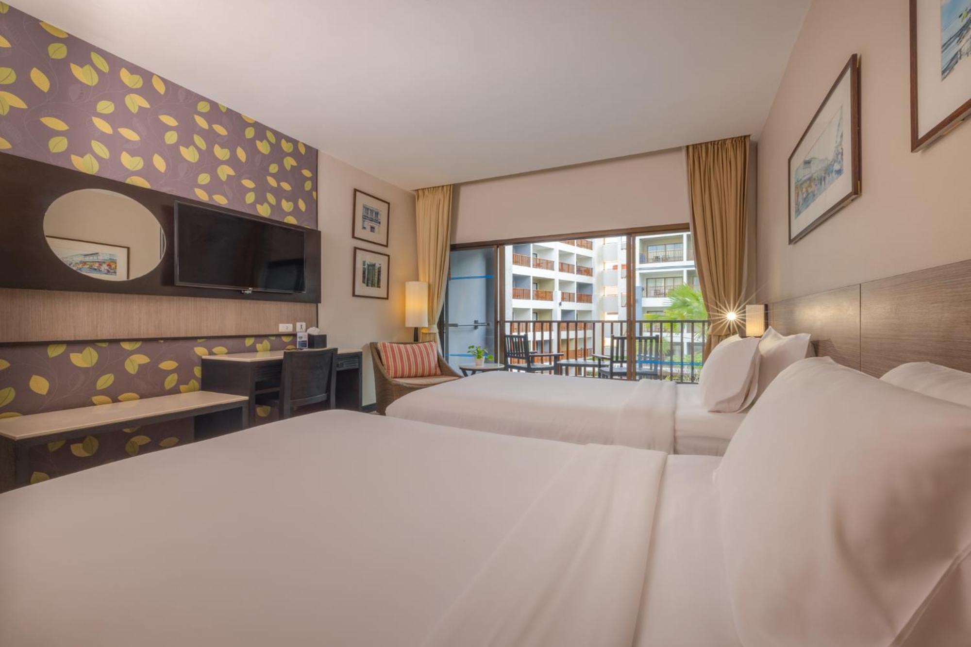 Deevana Plaza Phuket - Sha Extra Plus Patong Exterior foto