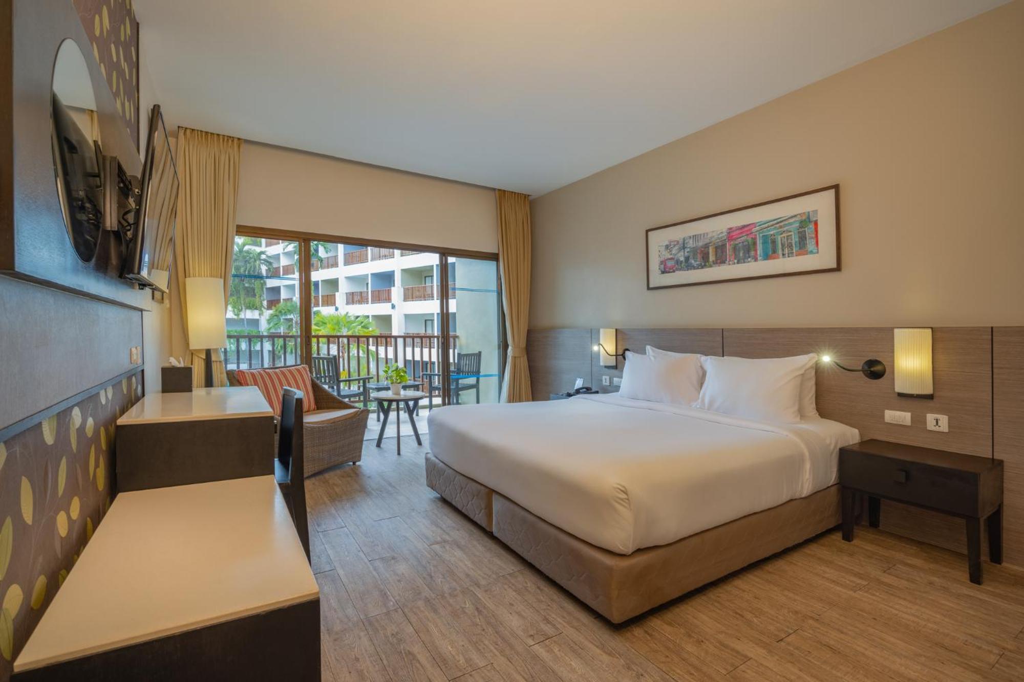 Deevana Plaza Phuket - Sha Extra Plus Patong Exterior foto