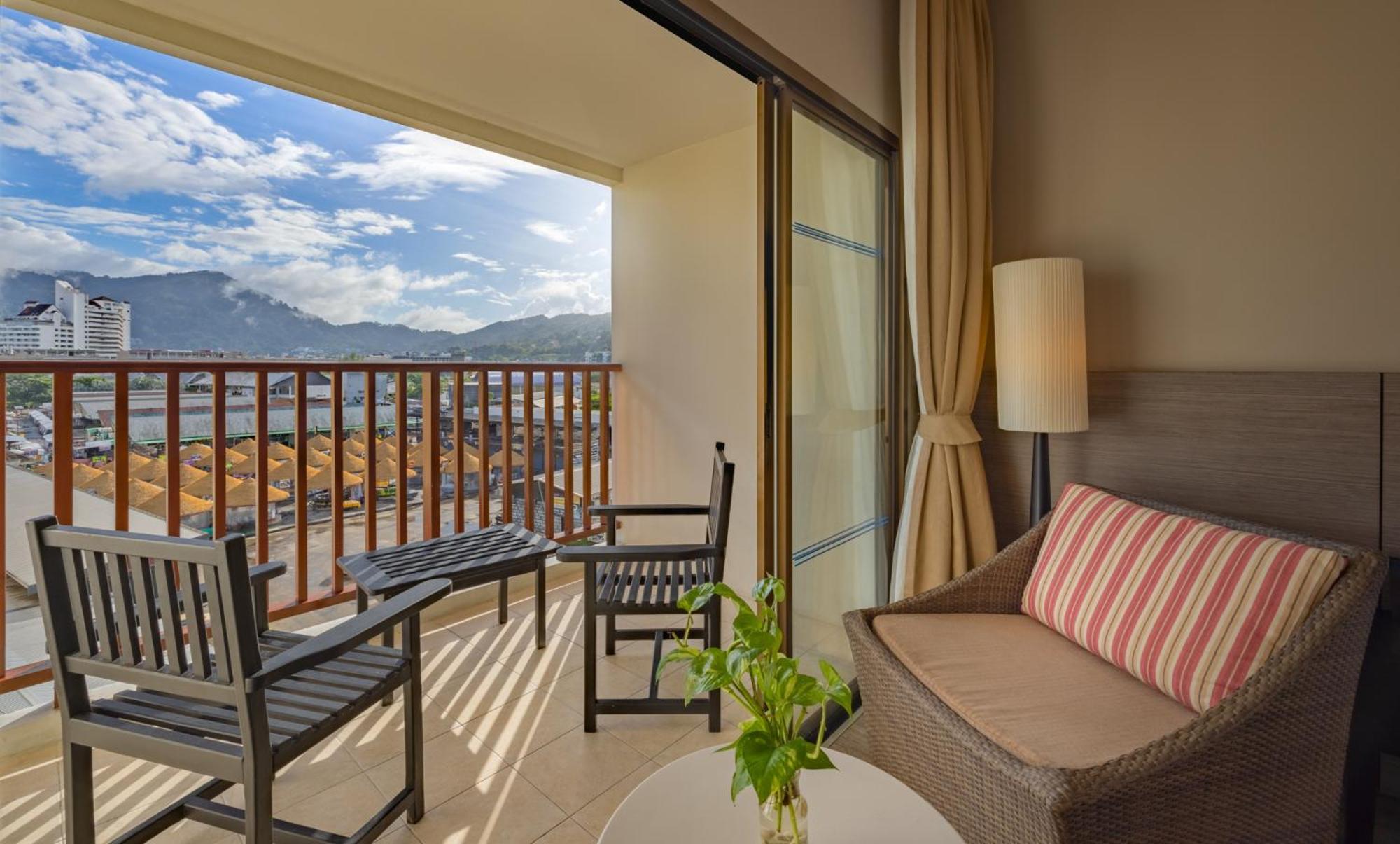 Deevana Plaza Phuket - Sha Extra Plus Patong Exterior foto