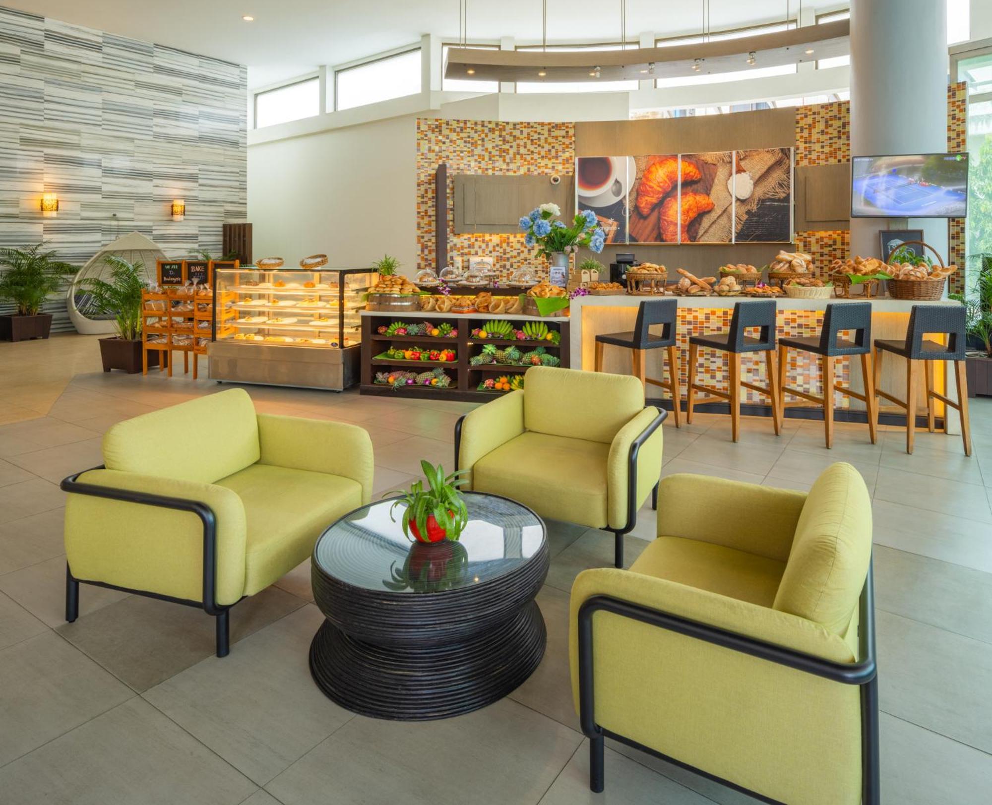 Deevana Plaza Phuket - Sha Extra Plus Patong Exterior foto