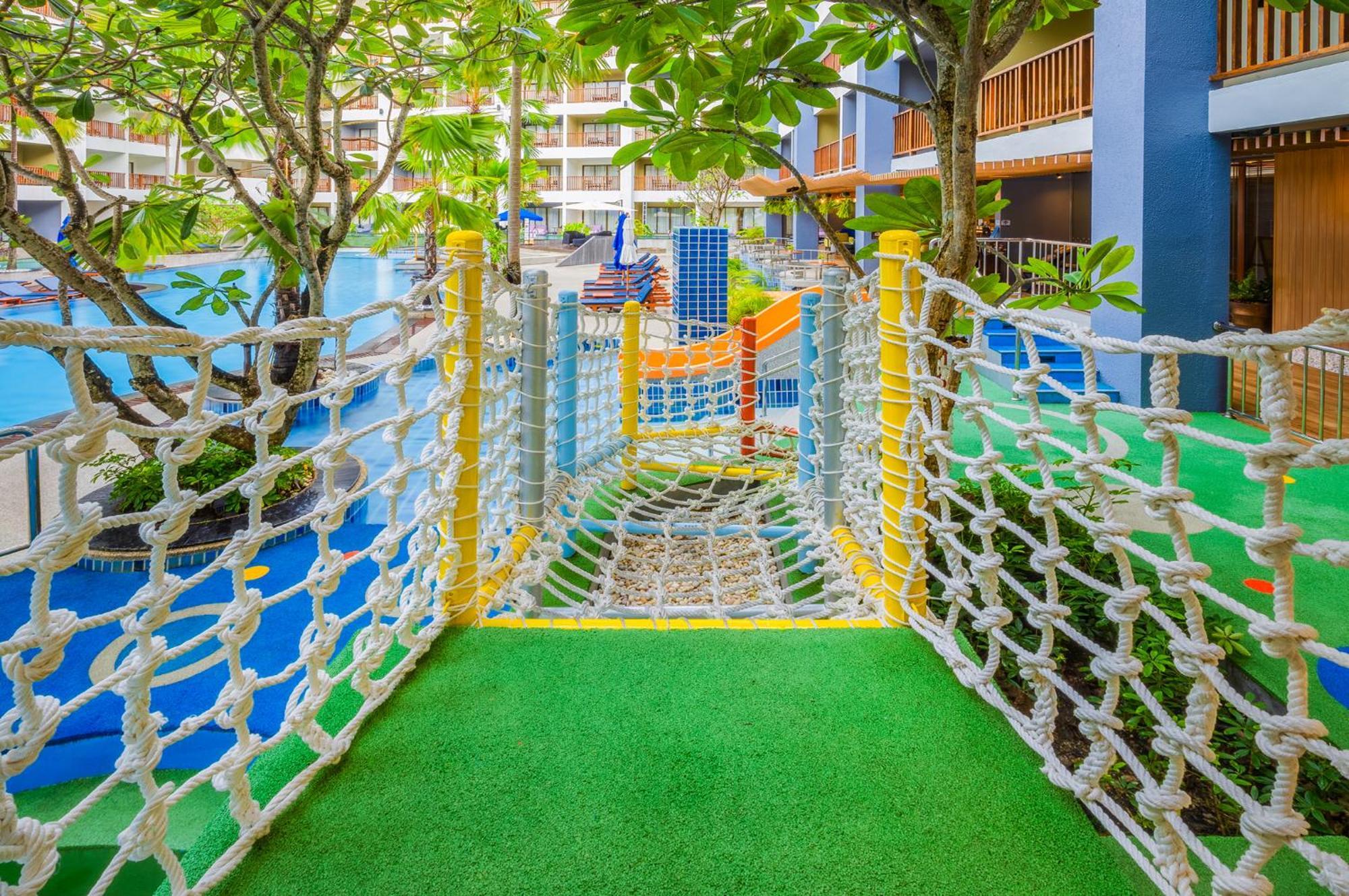 Deevana Plaza Phuket - Sha Extra Plus Patong Exterior foto